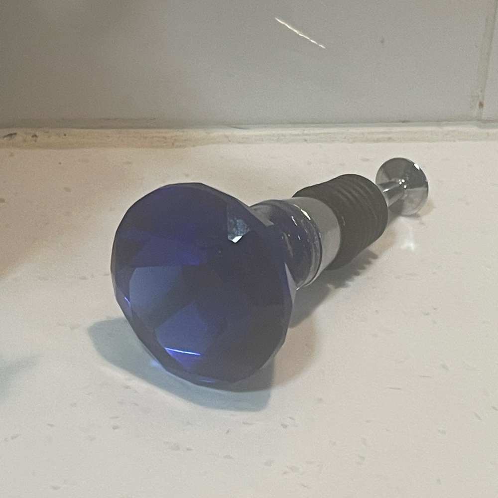 Faceted Cobalt Blue Gem Wine Bottle Stopper - Picture 2 of 4